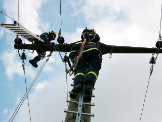 Freileitungsbau mit Mastleitern